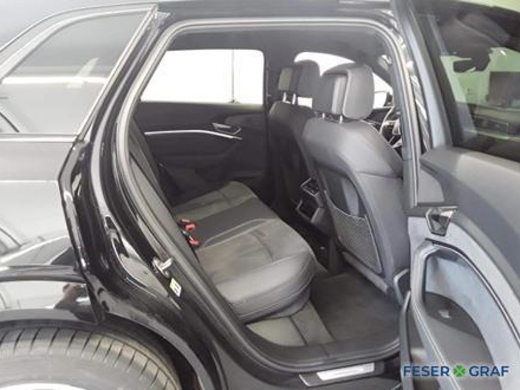 Audi SQ8 e-tron