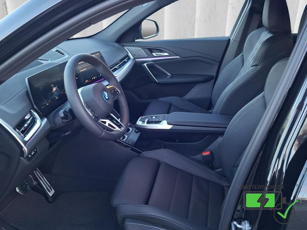 BMW iX2