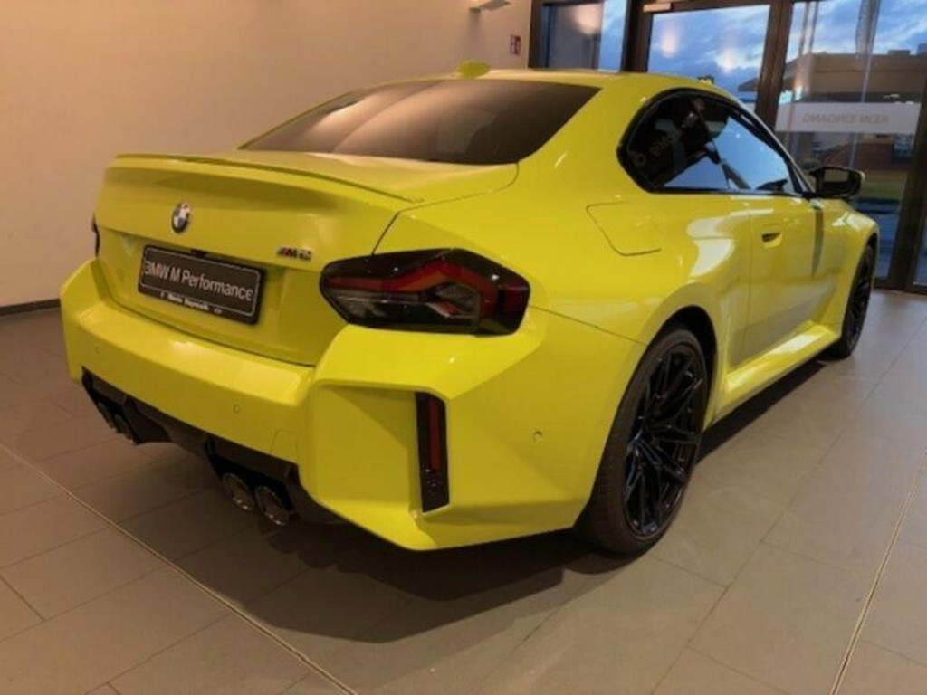 BMW M2