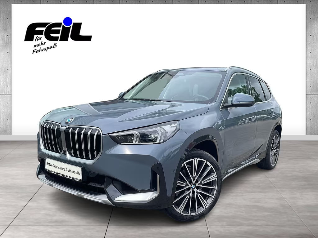 BMW X1 xDrive23i  xLine Head-Up HK HiFi DAB LED