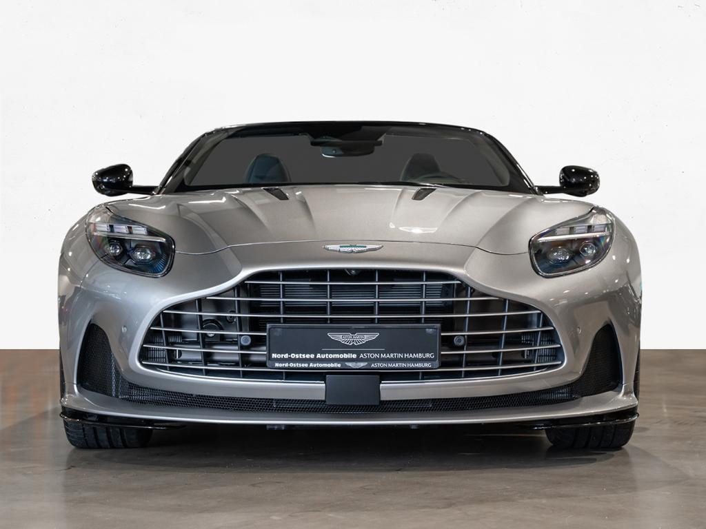 Aston Martin DB12