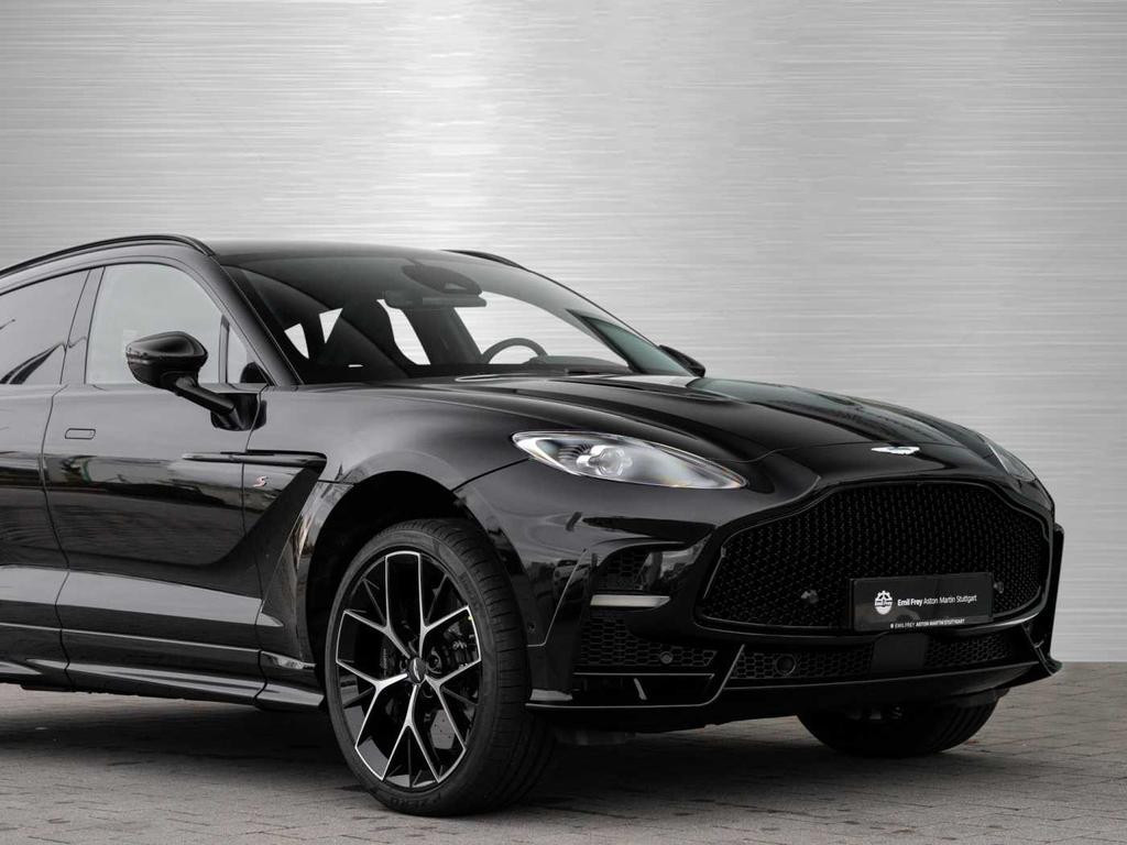 Aston Martin DBX