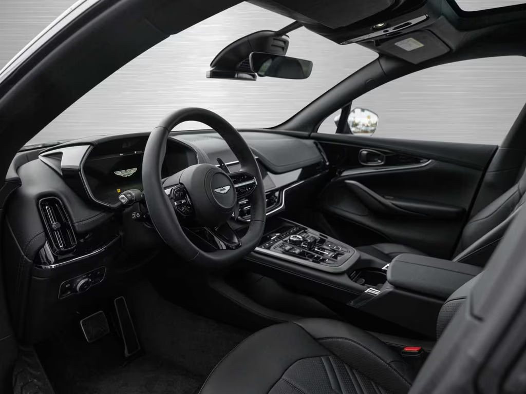 Aston Martin DBX