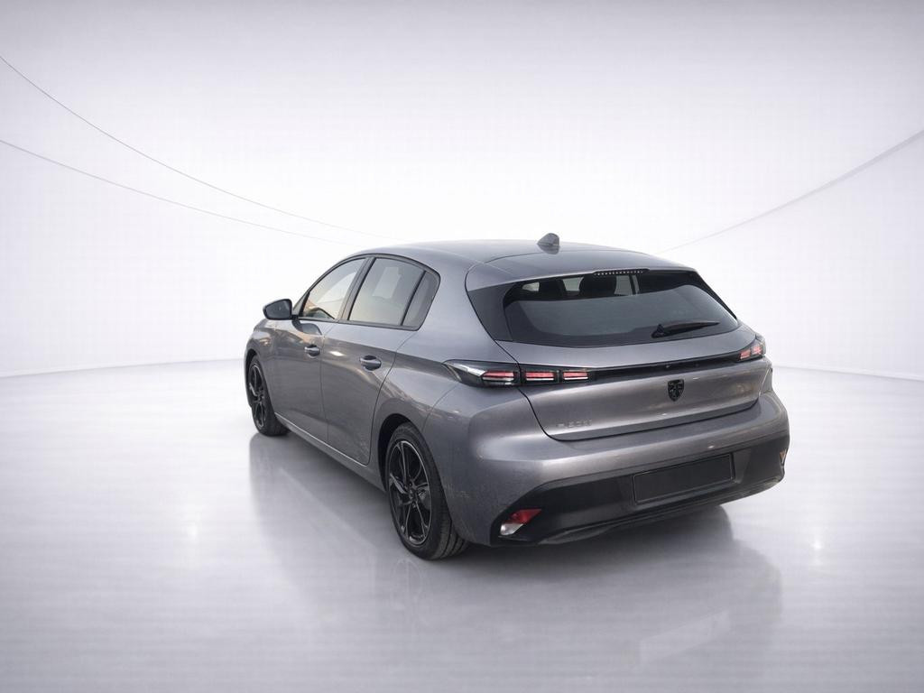 Peugeot e-308