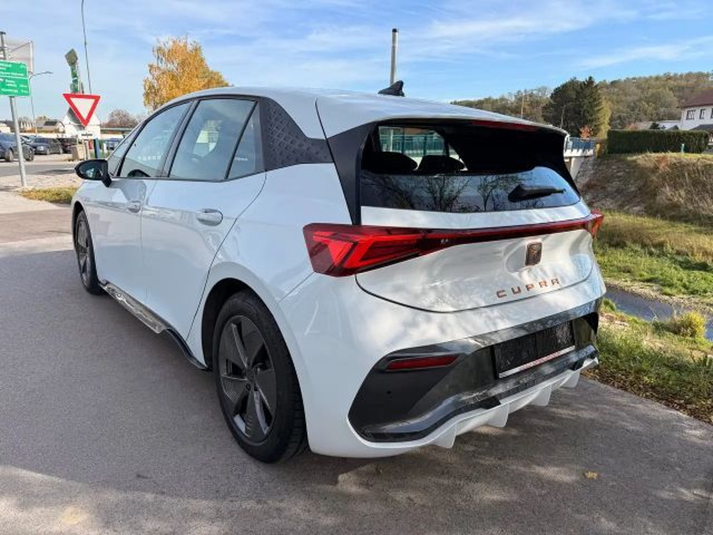 Cupra Born
