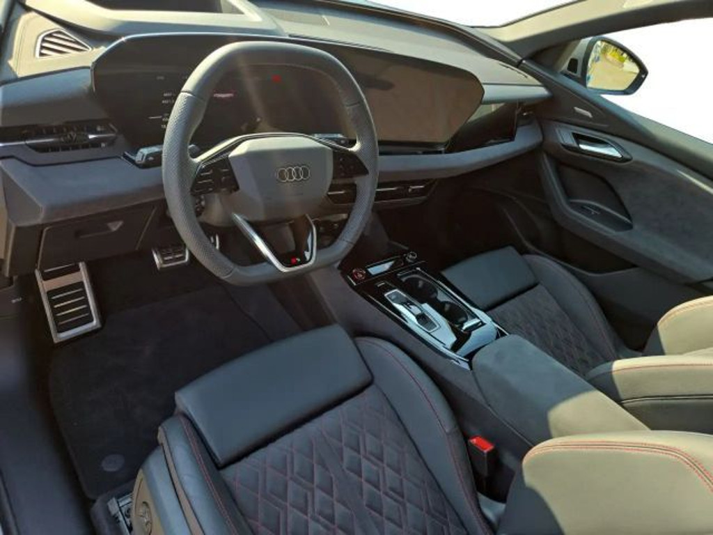 Audi SQ6 e-tron