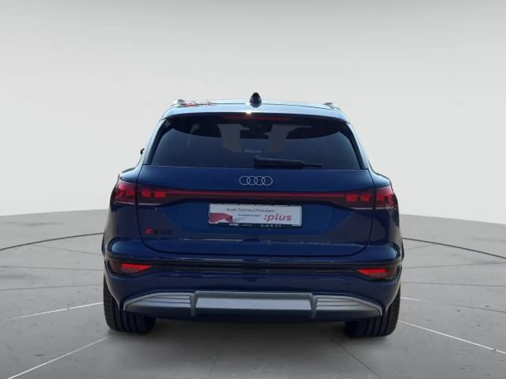 Audi SQ6 e-tron