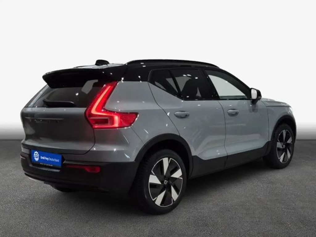 Volvo EX40