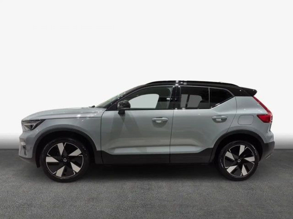 Volvo EX40