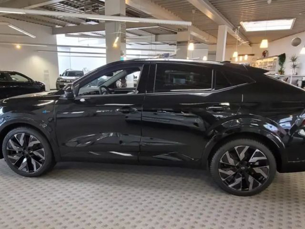 Renault Rafale