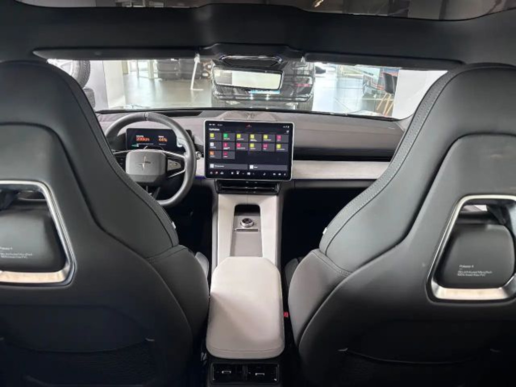 Polestar 4