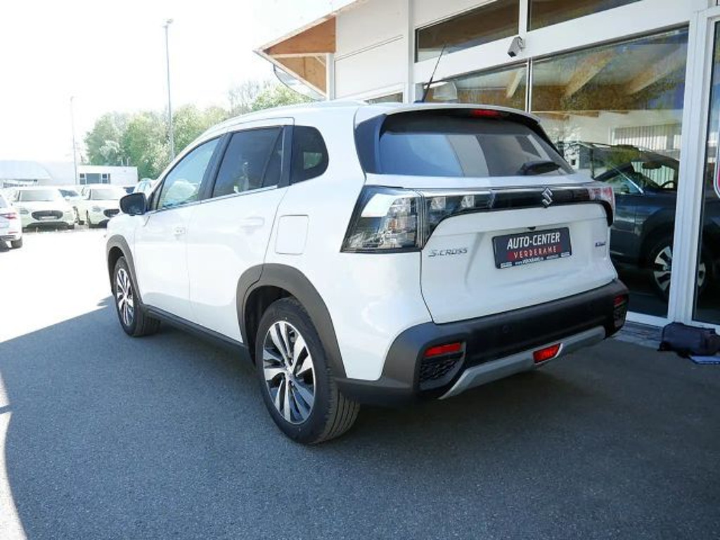 Suzuki S-Cross