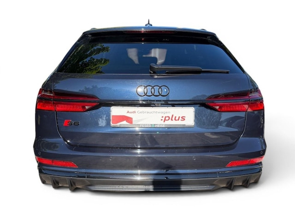 Audi S6