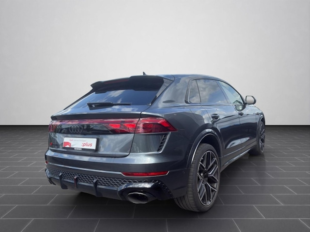Audi RS Q8 Quattro