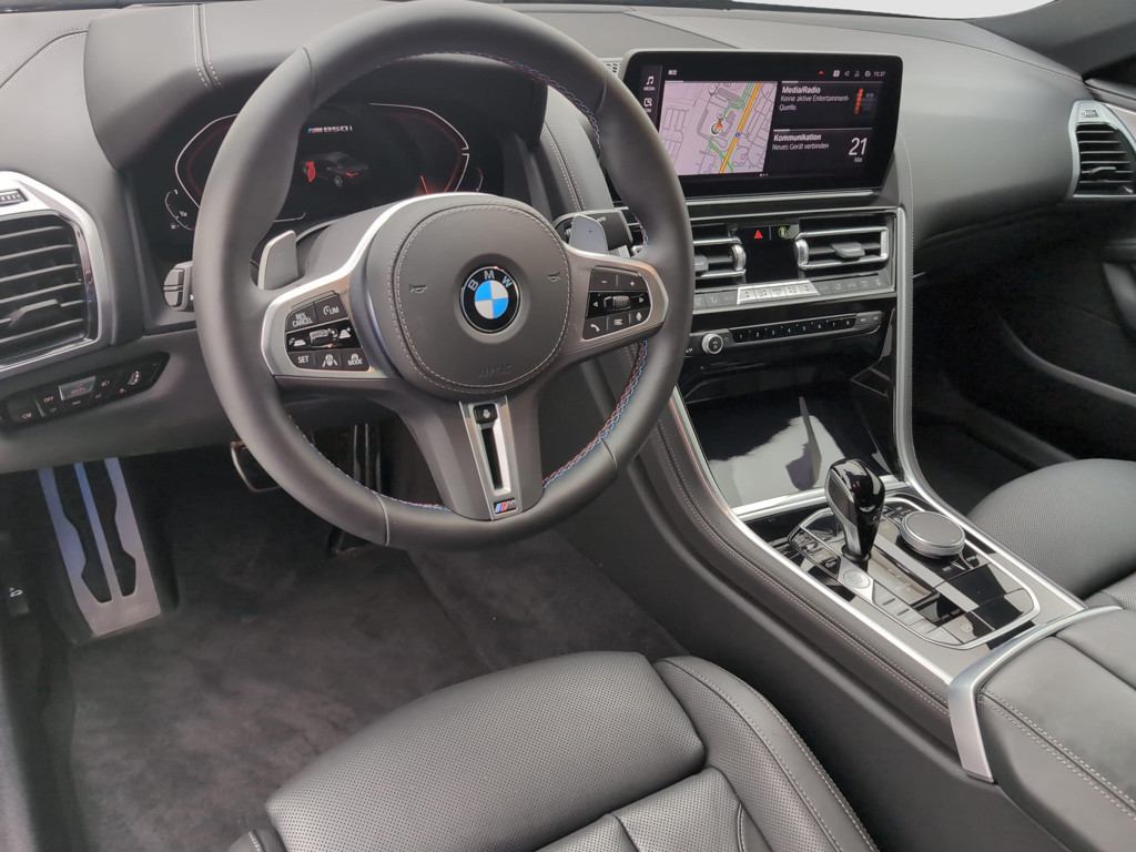 BMW M850