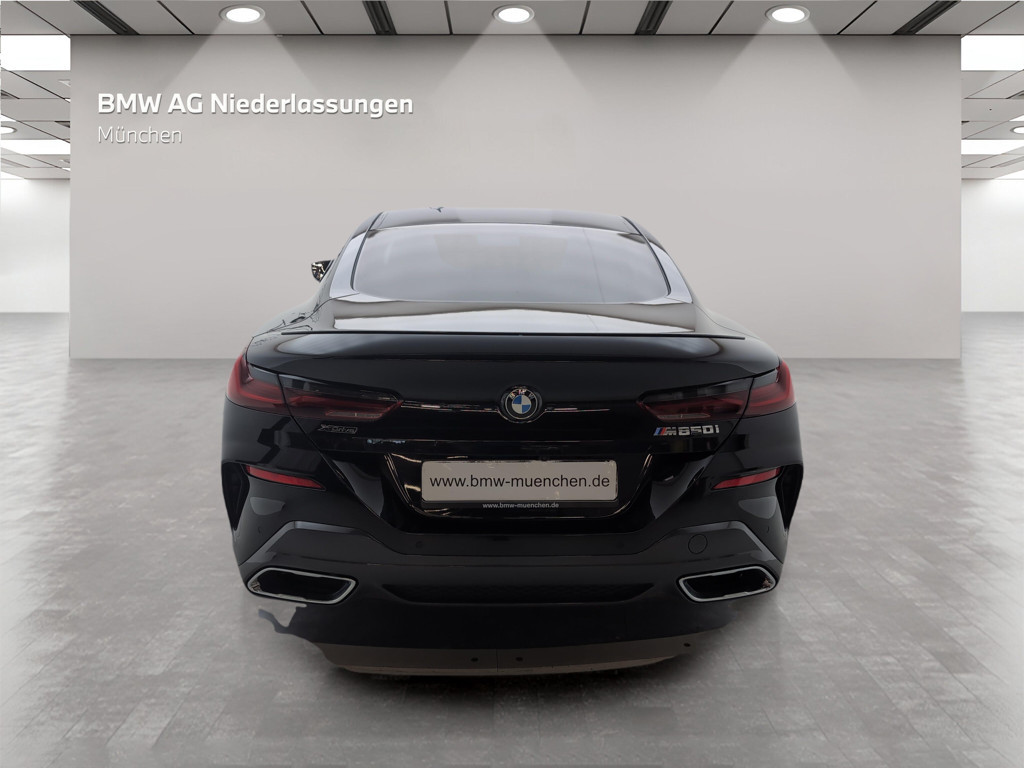 BMW M850