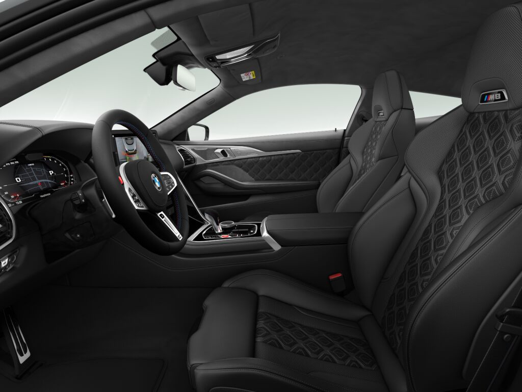 BMW M8