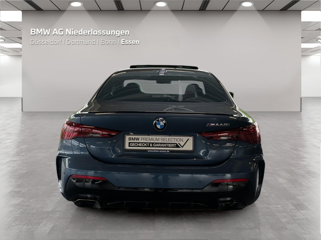 BMW M440