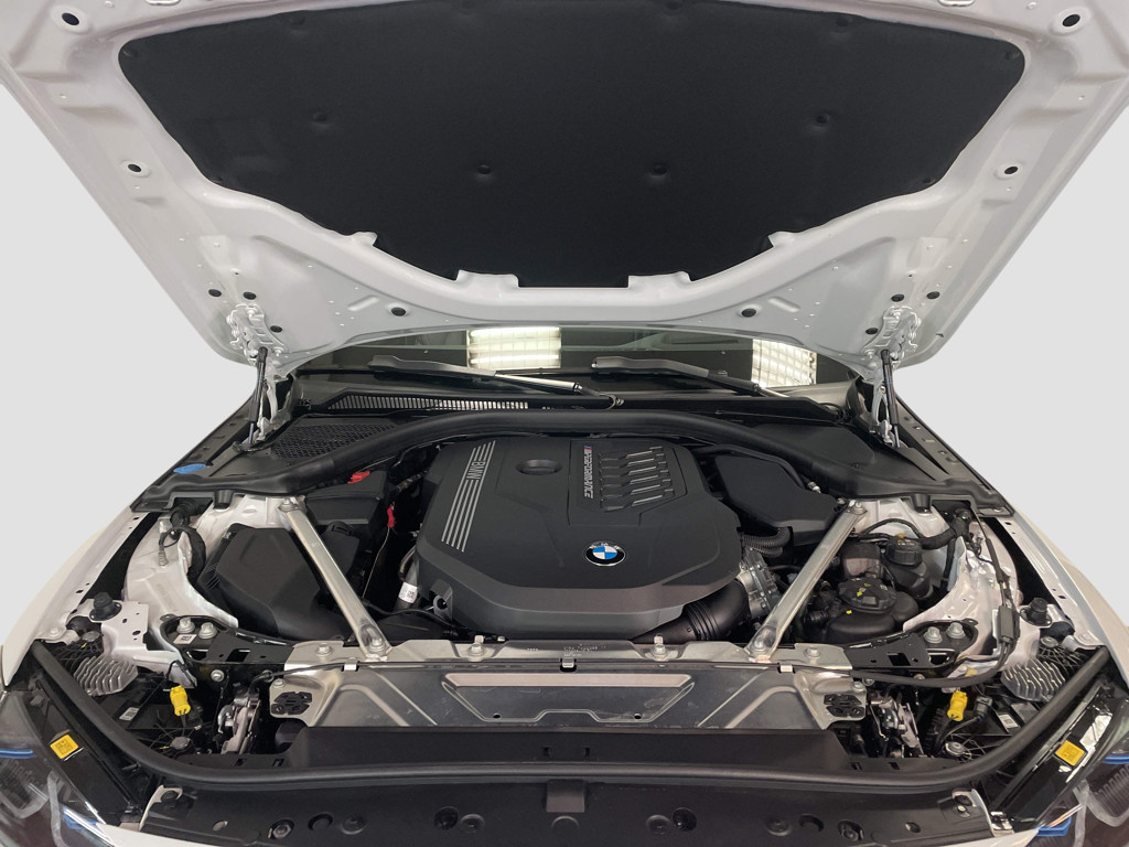 BMW M440