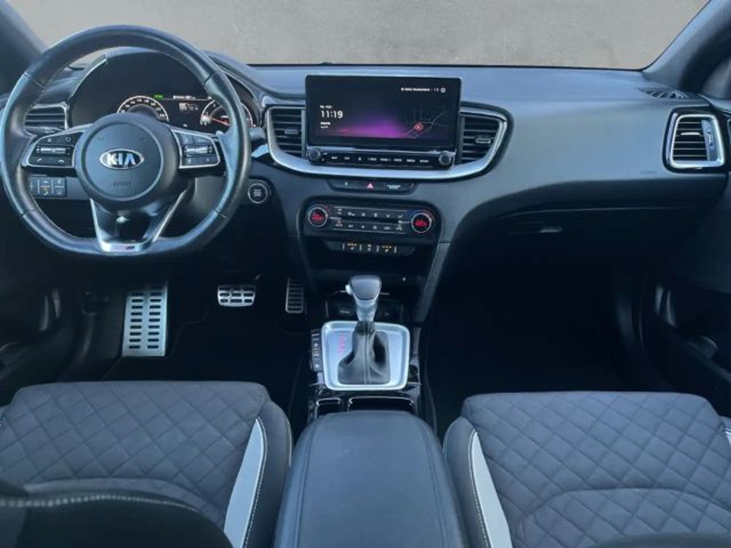 Kia ProCeed