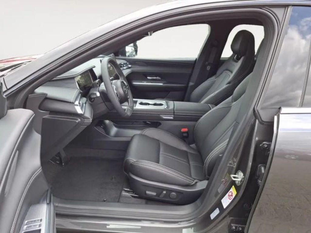 Mazda 6e