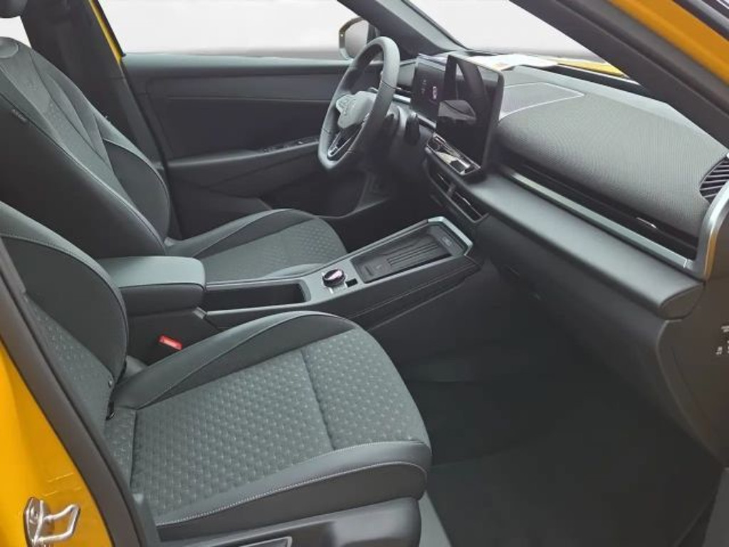 Volkswagen T-Roc DSG R-Line 1.5 eTSI