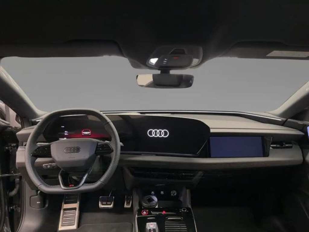 Audi S6 e-tron