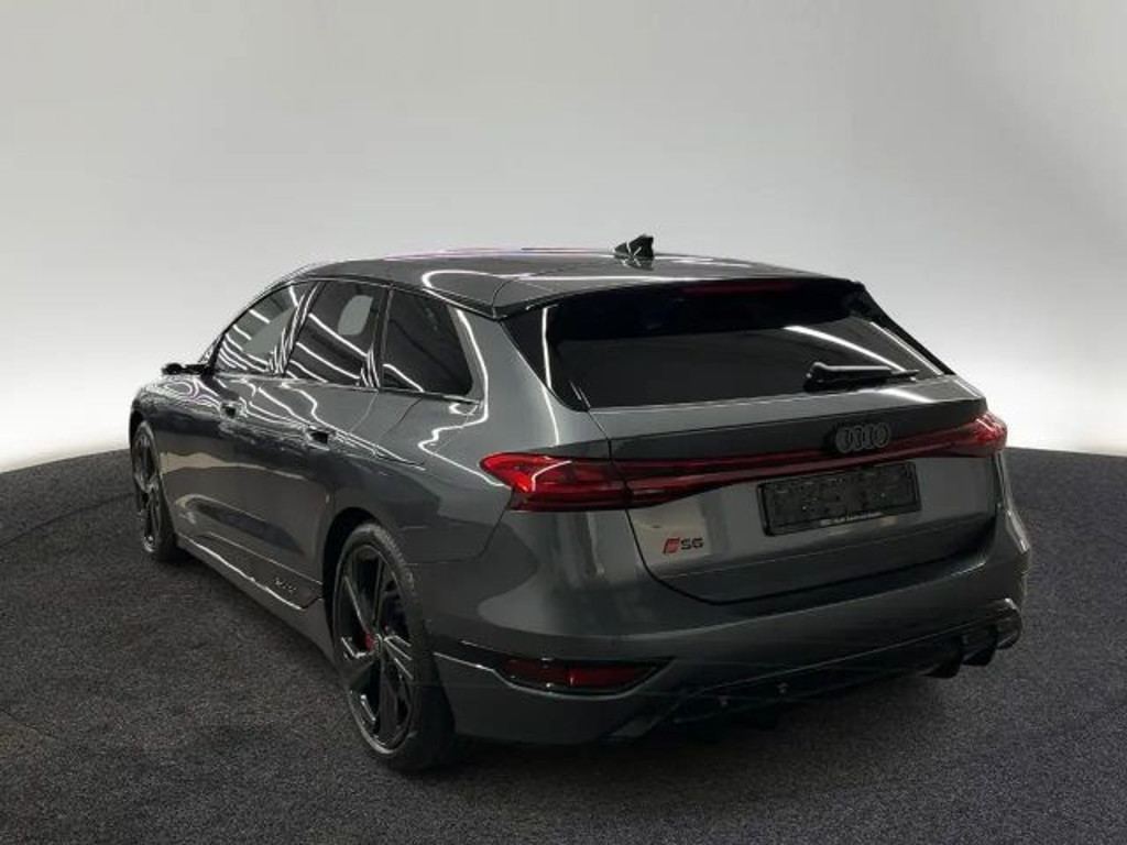 Audi S6 e-tron