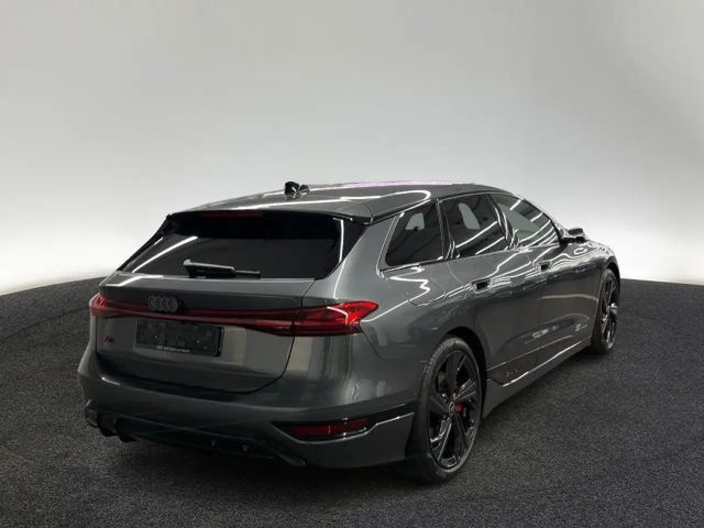 Audi S6 e-tron