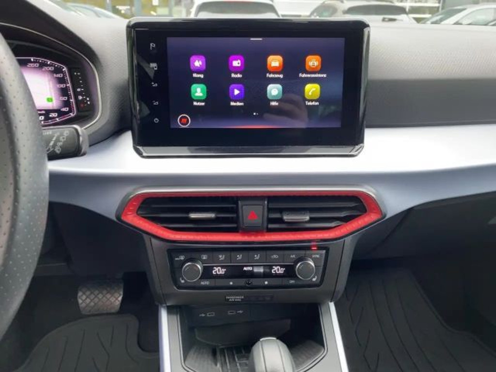 Seat Arona