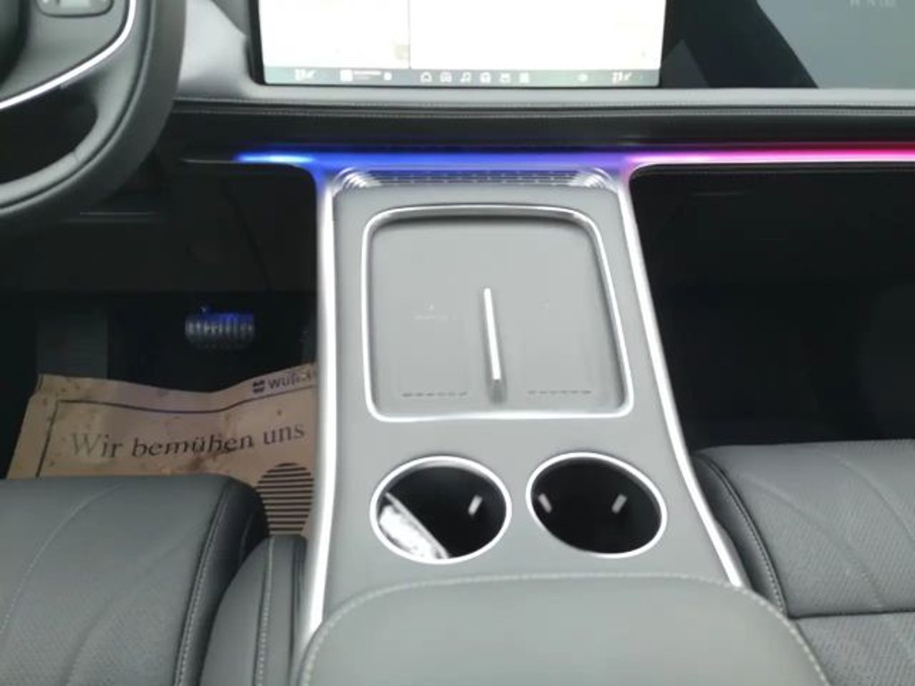 Xpeng G9