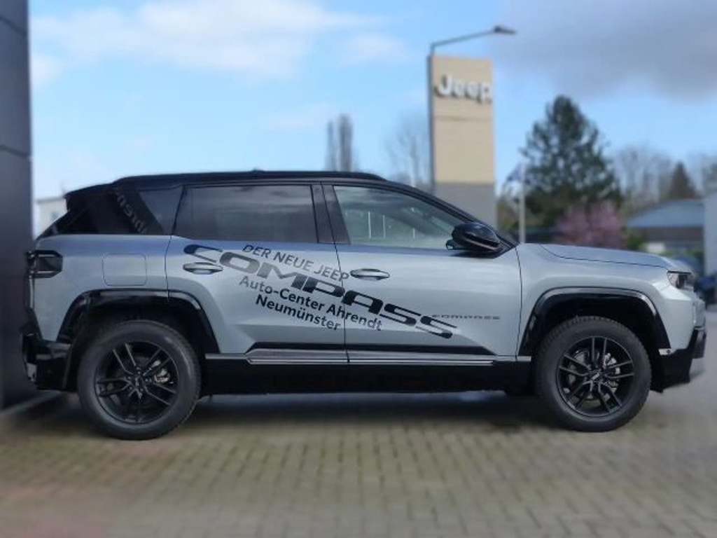 Jeep Compass Hybrid