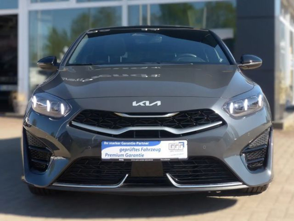 Kia ProCeed