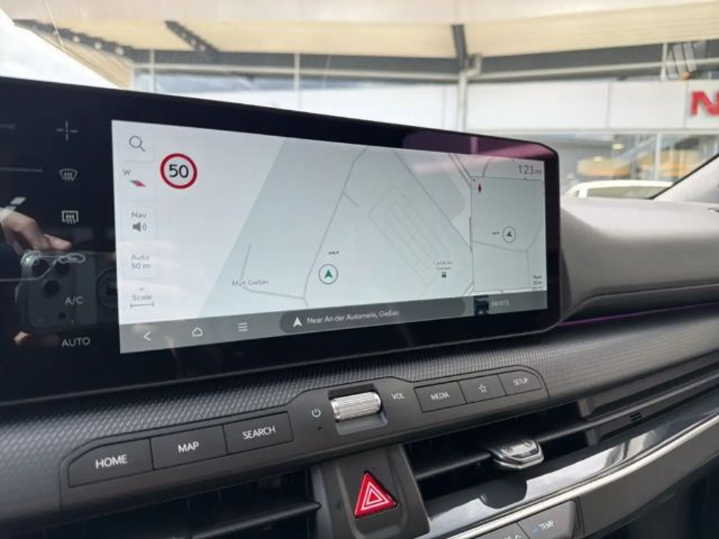 Kia K4