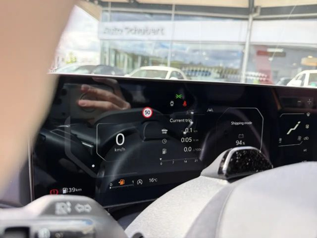Kia K4