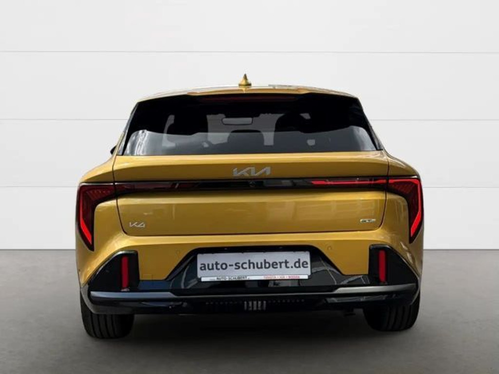 Kia K4