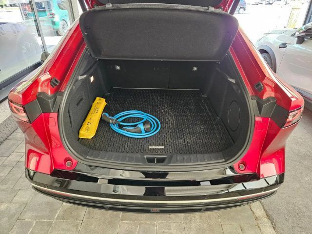 Mazda 6e