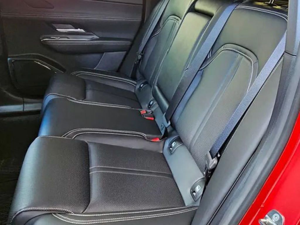 Mazda 6e