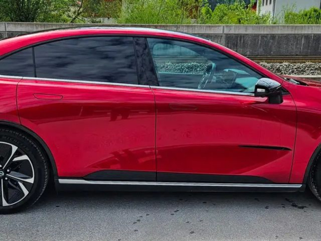 Mazda 6e