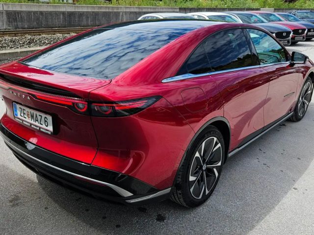 Mazda 6e