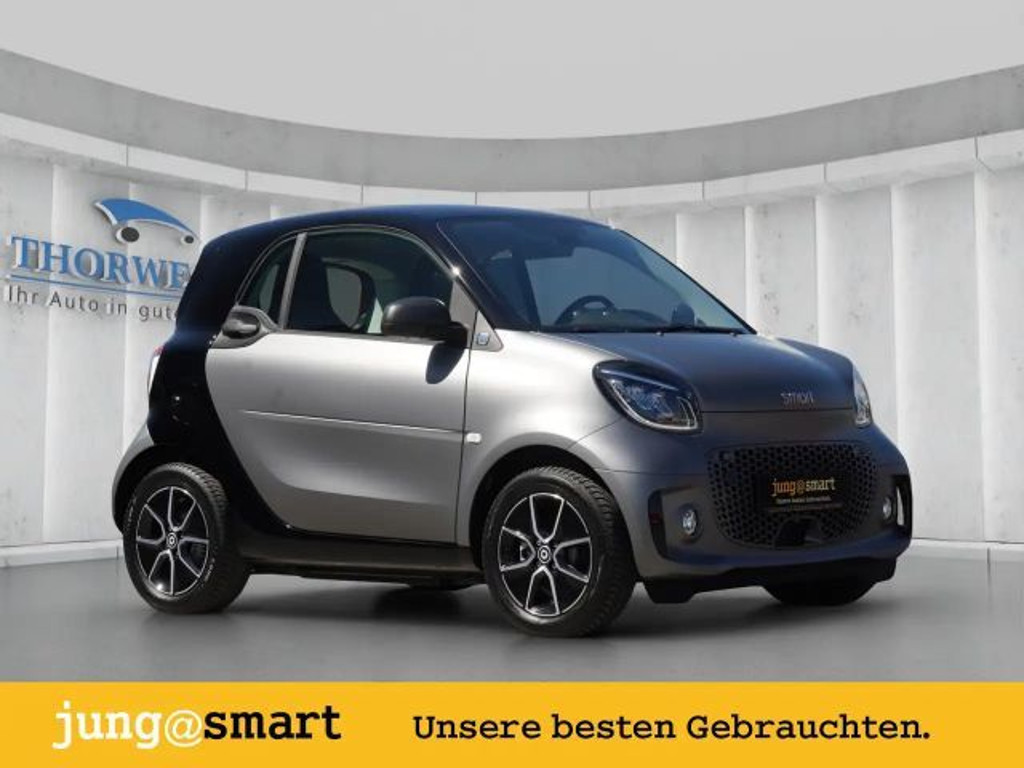 Smart EQ fortwo smart EQ fortwo 22 kW-Bordlader, Sizuheizumg, Klimaanlage, Panoramadach, LM Felgen