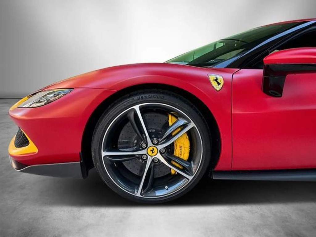 Ferrari 296
