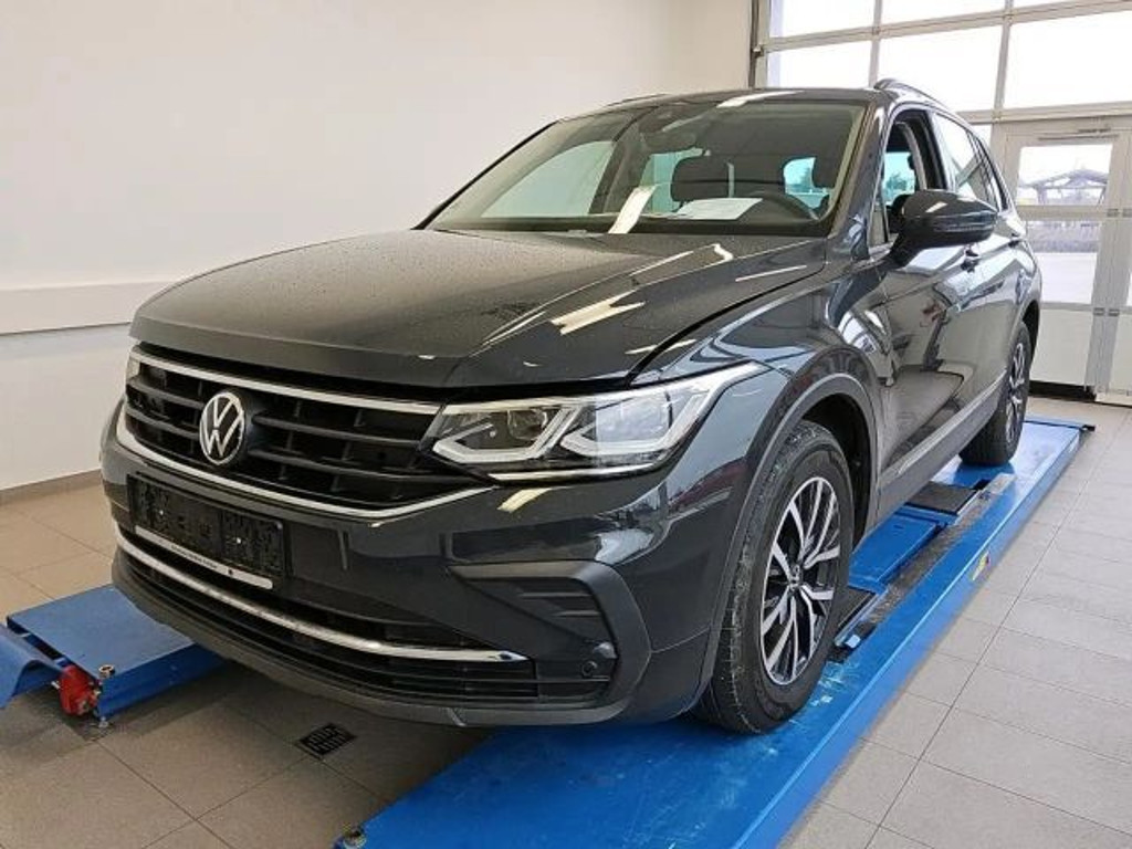 Volkswagen Tiguan 2.0 DIESEL 150PS ACC LED AHK Carplay KLIMA