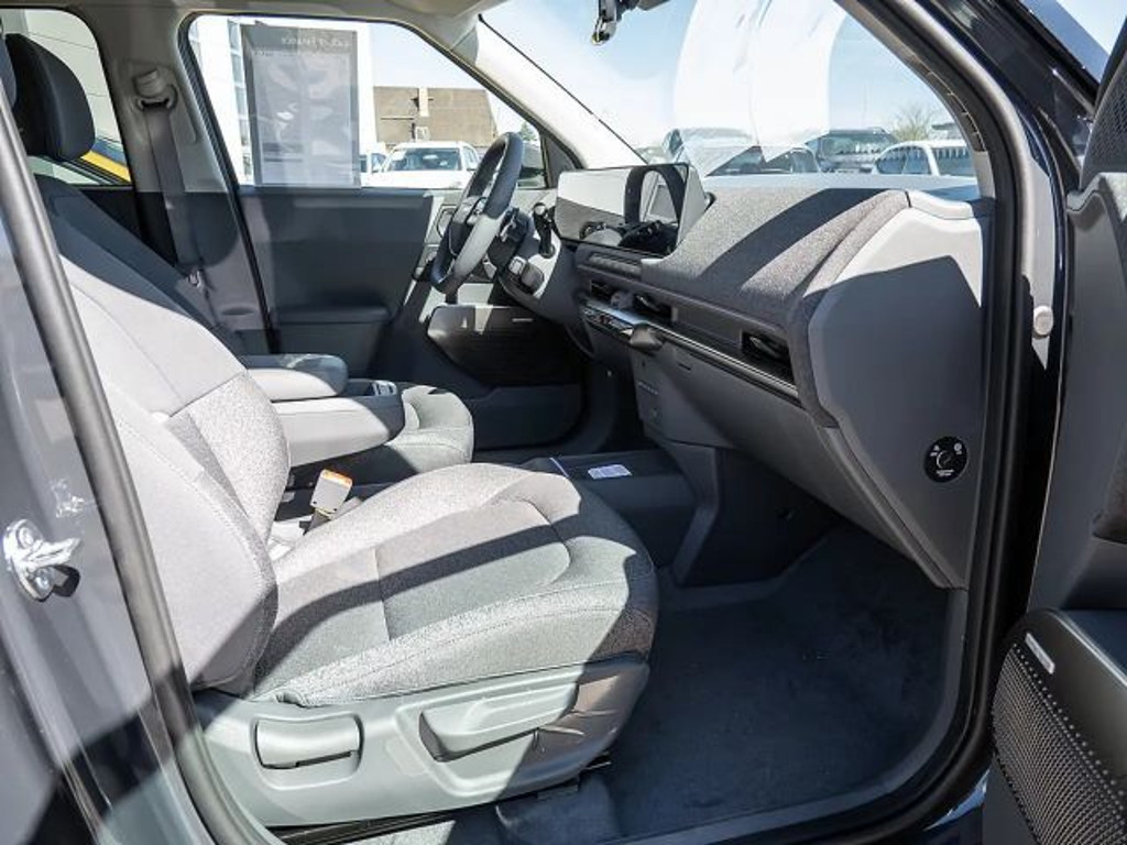 Kia EV2