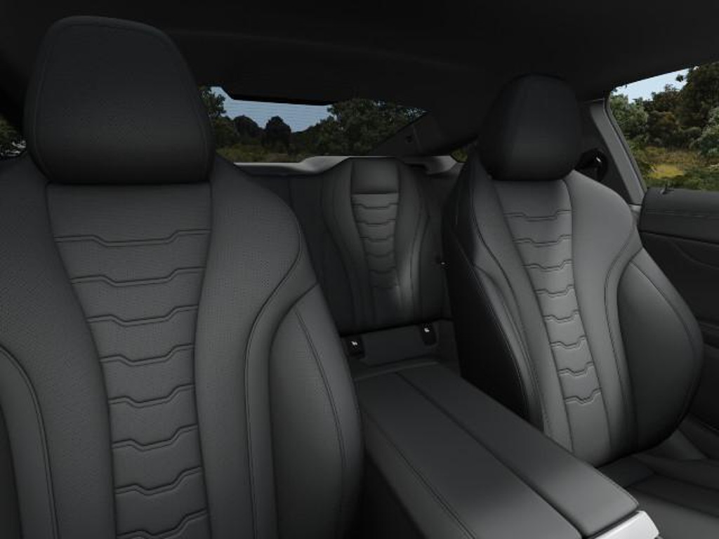 BMW M850