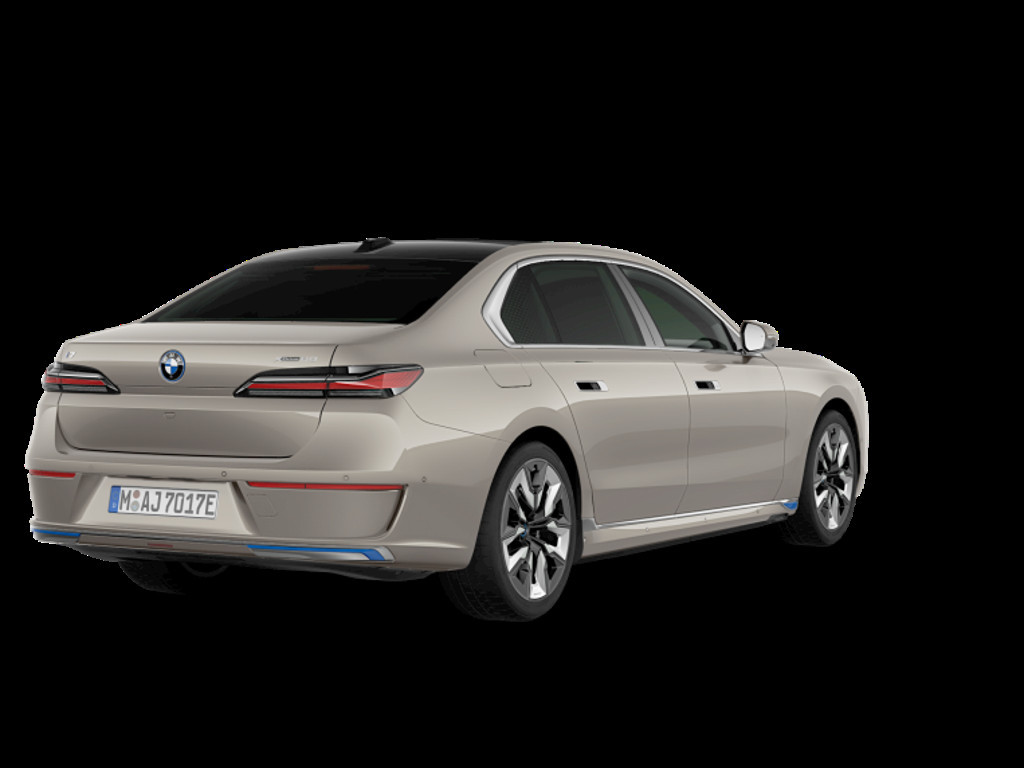 BMW i7