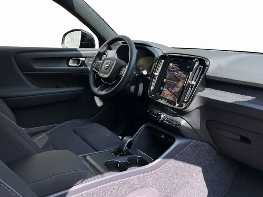 Volvo EX40