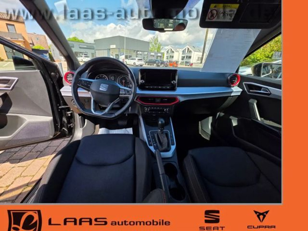 Seat Arona