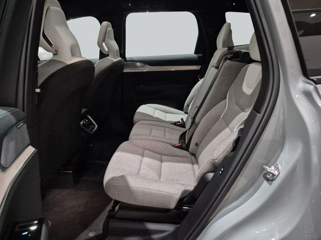 Volvo EX90