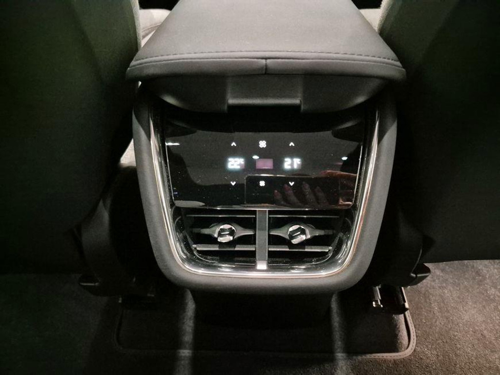 Volvo EX90